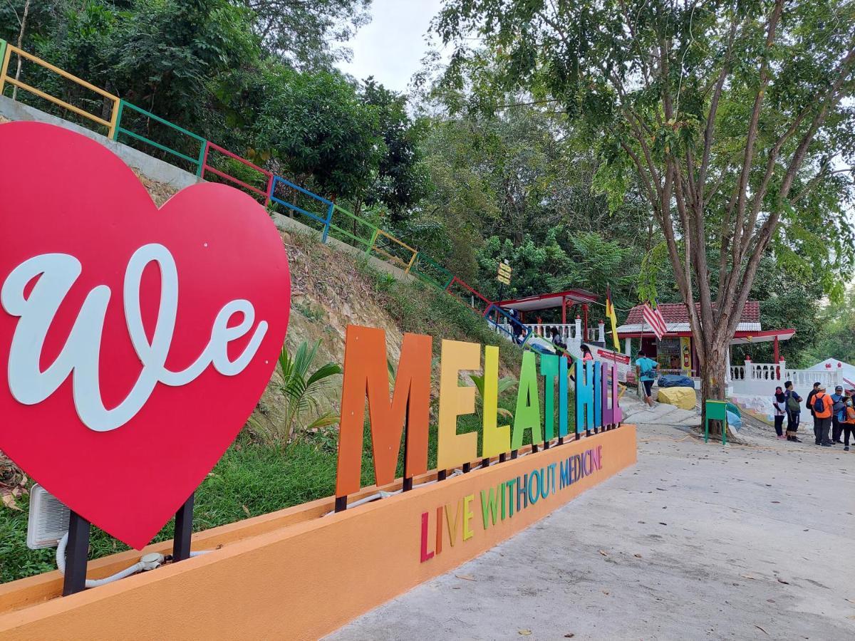 E&A Homestay Klia/ Sepang/ Nilai Buitenkant foto
